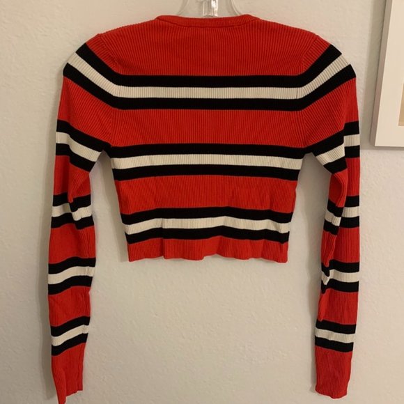 Red / Black / White Striped Zara Knit Cropped Long Sleeve Size S - Picture 2 of 3